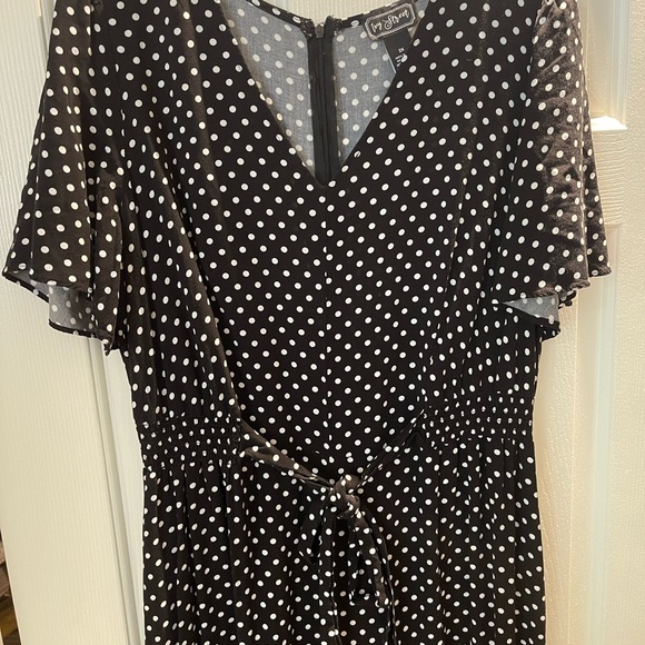 Polka Dot Short Sleeve V-Neck 2X Jumpsuit Romper wide Leg - Black - Picture 7 of 7